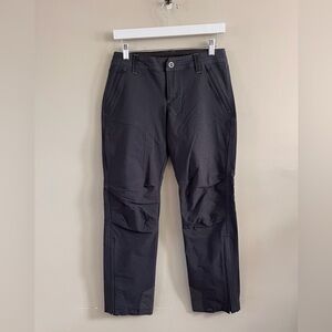 Kuhl Woman's Hiking Pants Dark‎ Grey Black Size $ Short